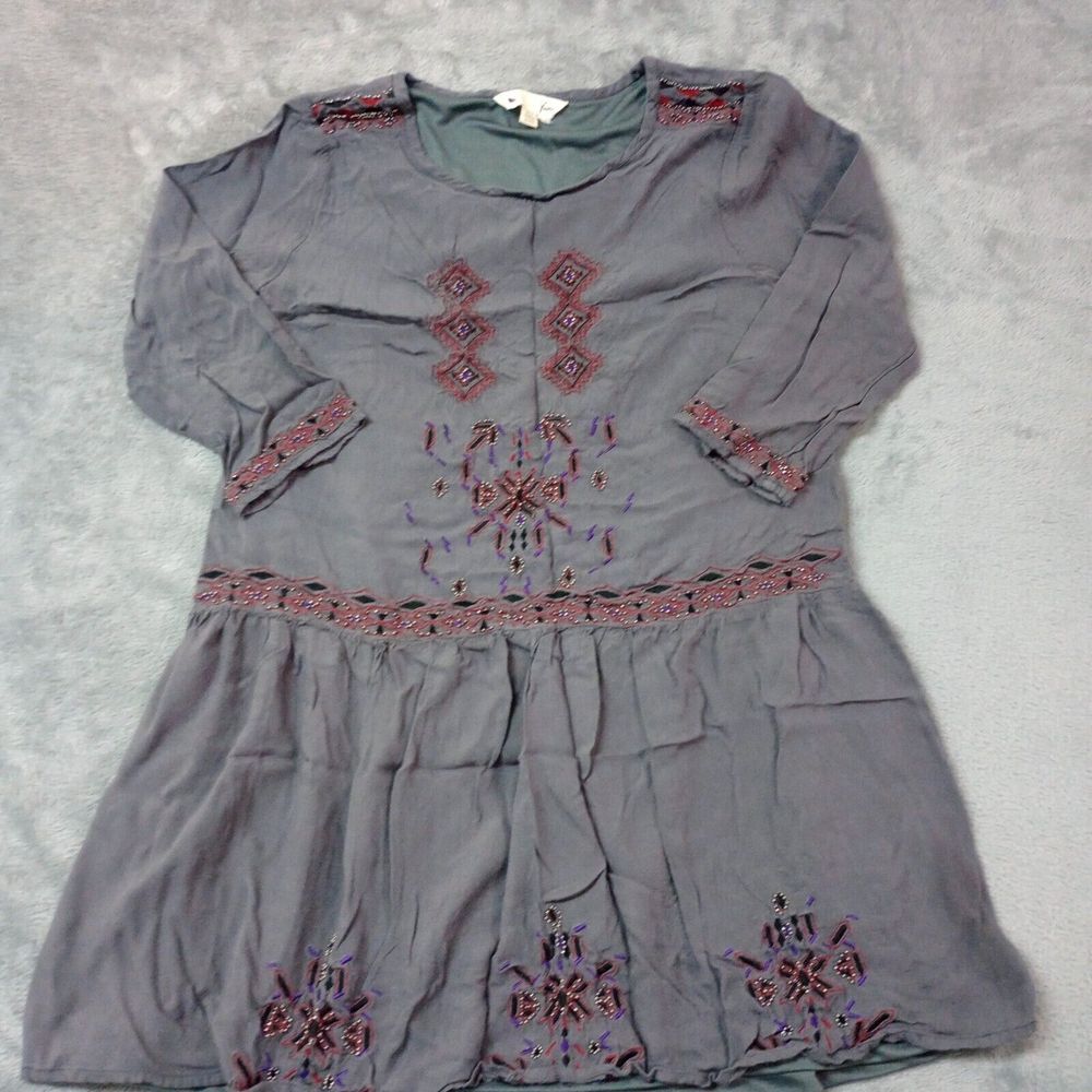 Yumi Tunic Dress Womens 6/8 Gray Embellished Beaded 1/2 Sleeve Gray Soft Layered